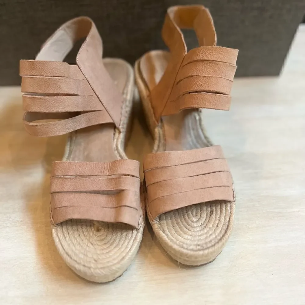 Eileen Fisher suede nude espadrilles size 8 extremely comfortable w/ box & bag